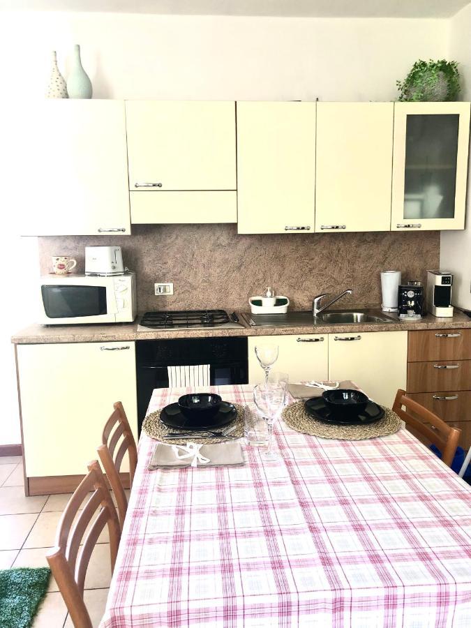 Casa Nonna Elide Apartman Besozzo Kültér fotó